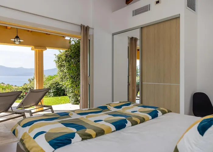 La Apartmanhotel 4*
