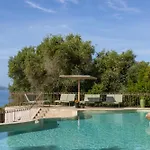 La 4*