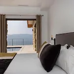 La 4*