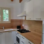 La 4*