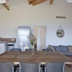 La Apart Otel